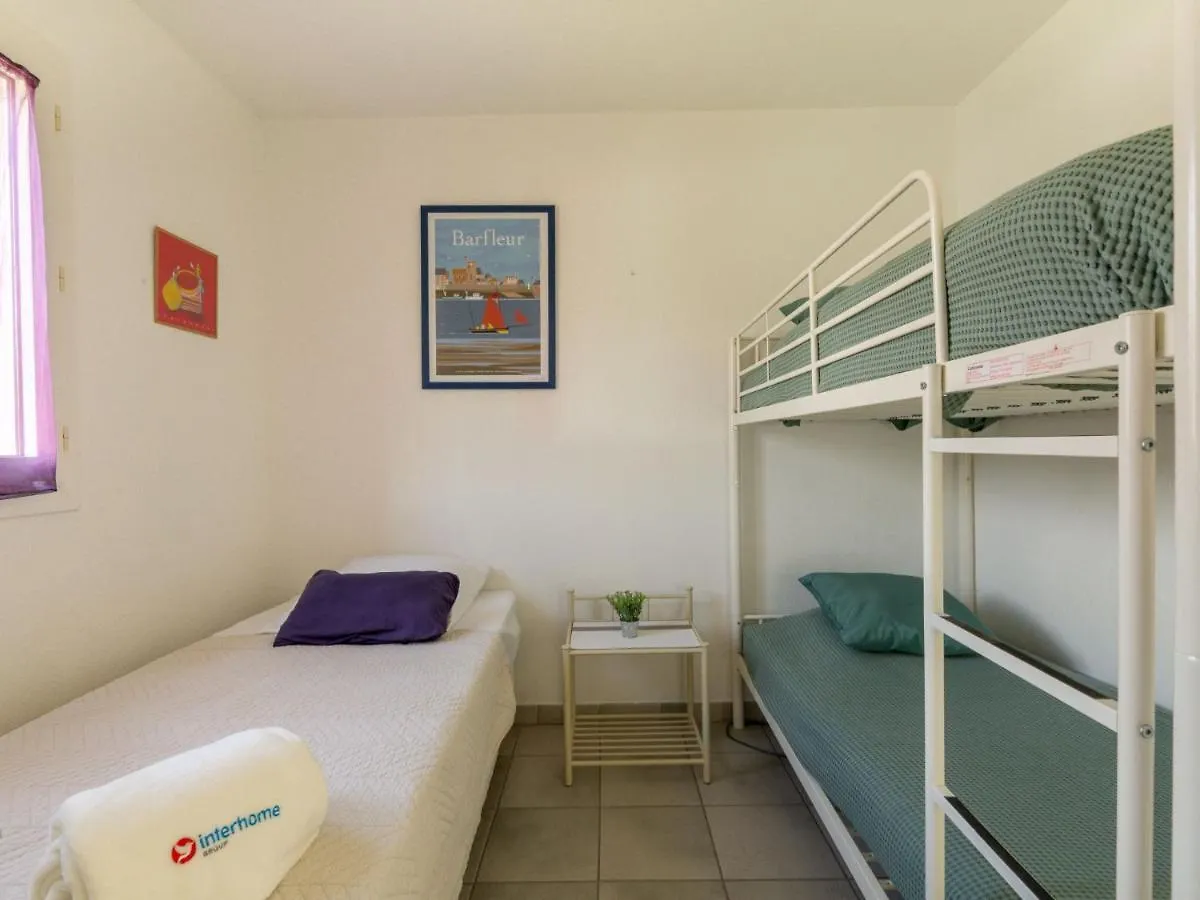 Apartment Les Mas De La Mer-4 By Interhome Saint Aygulf